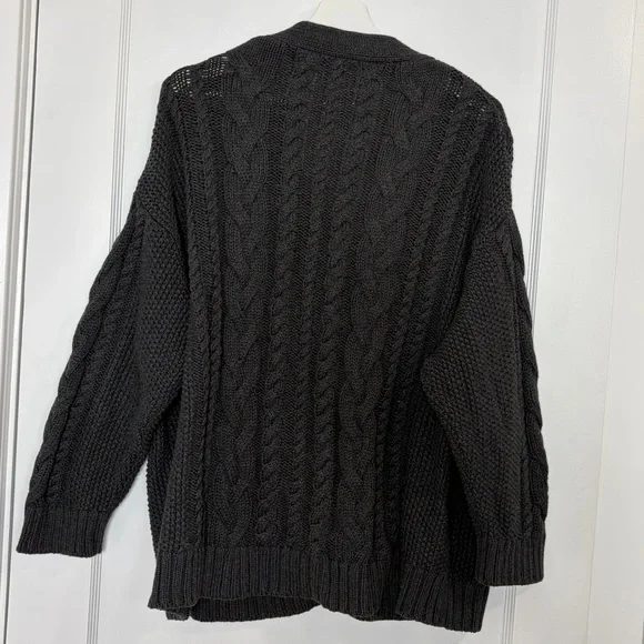 Quince 100% Organic Cotton Oversized Cable Cardigan size medium - Picture 3 of 13